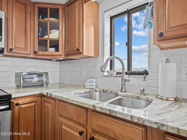 8801 Reed Drive 311, Emerald Isle, NC 28594