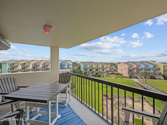8801 Reed Drive 311, Emerald Isle, NC 28594