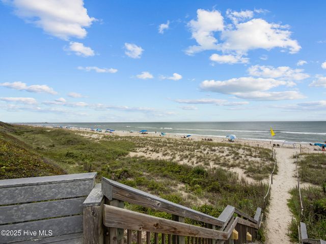 8801 Reed Drive 311, Emerald Isle, NC 28594
