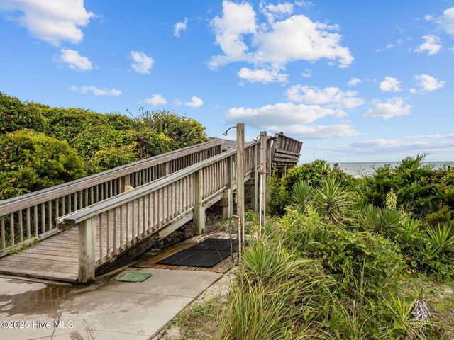 8801 Reed Drive 311, Emerald Isle, NC 28594
