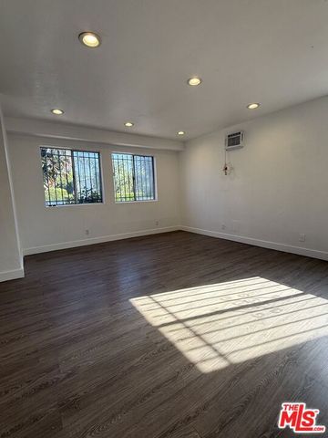 1505 S DUNSMUIR Avenue, Los Angeles, CA 90019