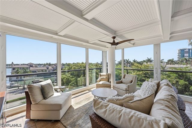 4031 Gulf Shore BLVD N 55, Naples, FL 34103