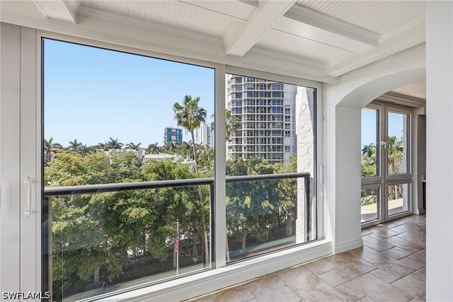 4031 Gulf Shore BLVD N 55, Naples, FL 34103