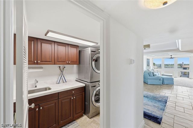 4031 Gulf Shore BLVD N 55, Naples, FL 34103