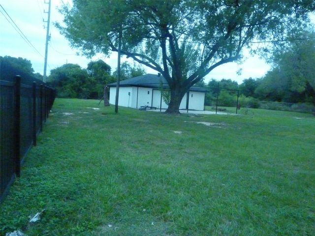 6214 Old Spring Cypress Road, Spring, TX 77379