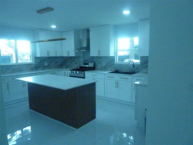 6214 Old Spring Cypress Road, Spring, TX 77379