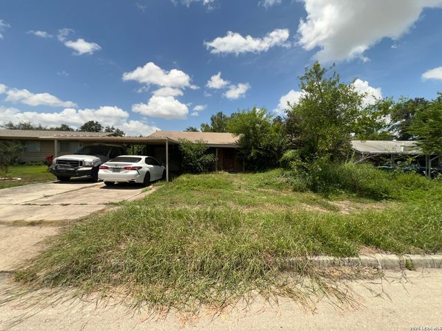 6283 CEDAR VALLEY DR, San Antonio, TX 78242
