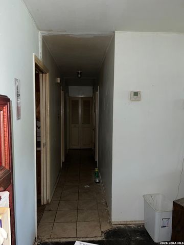 6283 CEDAR VALLEY DR, San Antonio, TX 78242