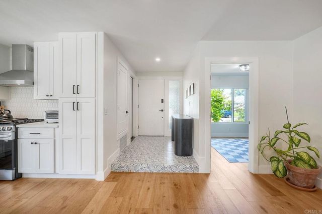 141 Solace Court, Encinitas, CA 92024