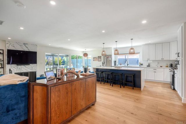 141 Solace Court, Encinitas, CA 92024
