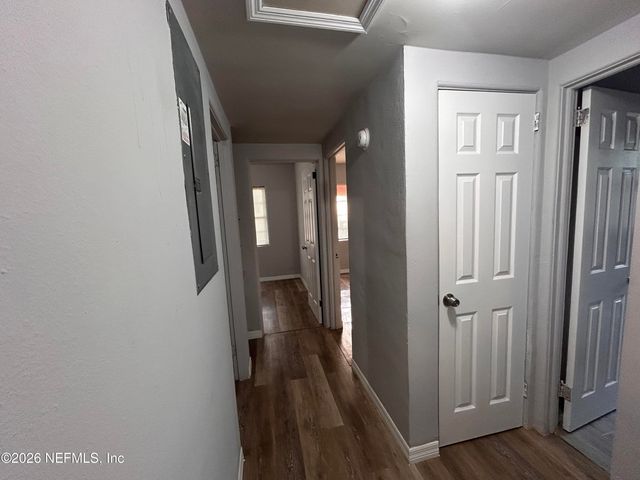 1648 N LOYOLA Drive, Jacksonville, FL 32218