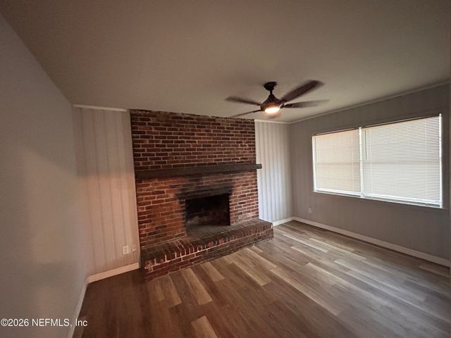 1648 N LOYOLA Drive, Jacksonville, FL 32218
