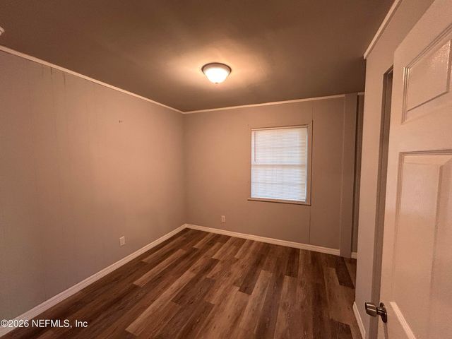 1648 N LOYOLA Drive, Jacksonville, FL 32218