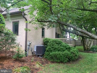 25 OAKMONT PL, Media, PA 19063