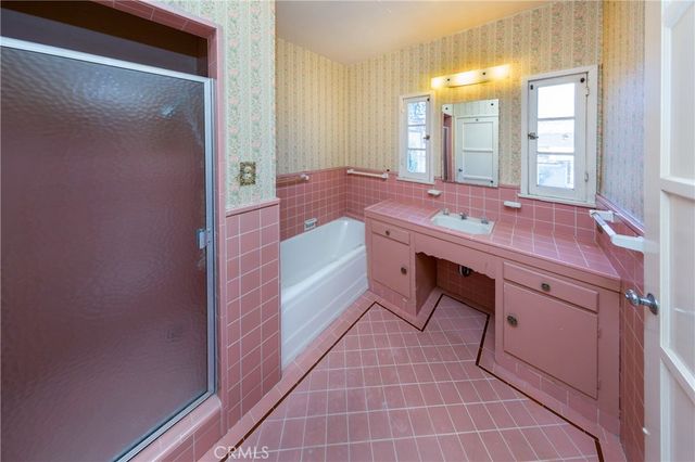 1645 Allen Avenue, Glendale, CA 91201