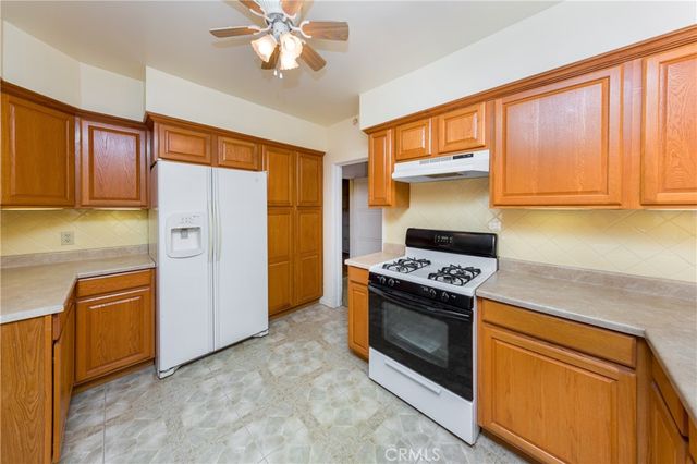 1645 Allen Avenue, Glendale, CA 91201