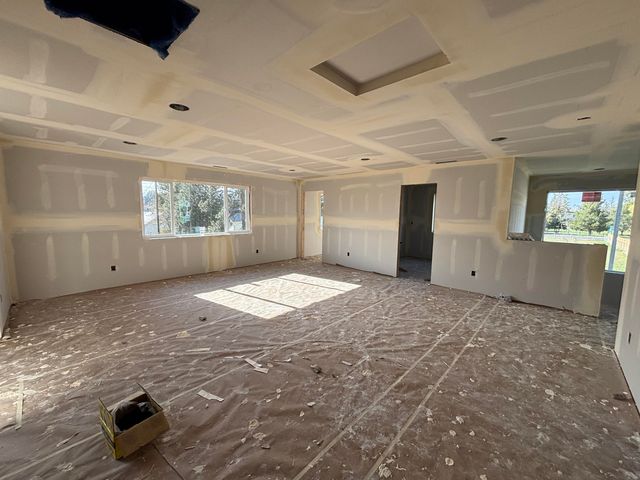 61430 SE Daybreak Court 14, Bend, OR 97702