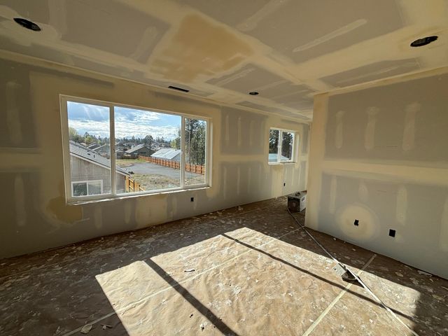 61430 SE Daybreak Court 14, Bend, OR 97702