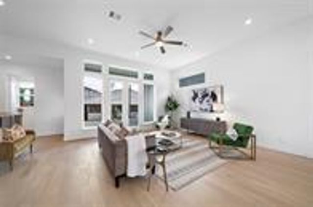 4619 Maxie Street, Houston, TX 77007