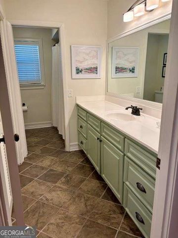 300 Lewis Drive, Vidalia, GA 30474