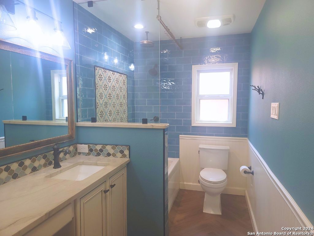 8842 THATCH DR, San Antonio, TX 78240