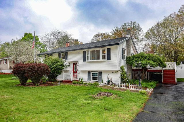 15 Raymond Drive, Merrimack, NH 03054
