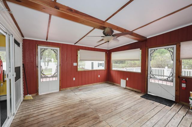 15 Raymond Drive, Merrimack, NH 03054