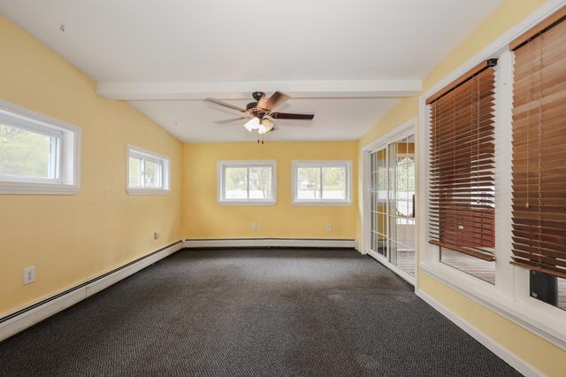 15 Raymond Drive, Merrimack, NH 03054