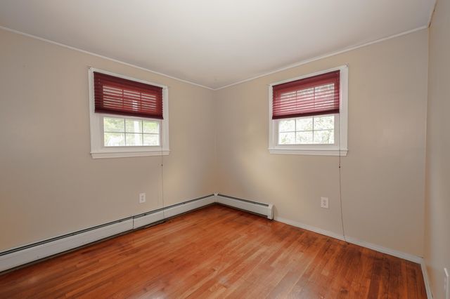 15 Raymond Drive, Merrimack, NH 03054