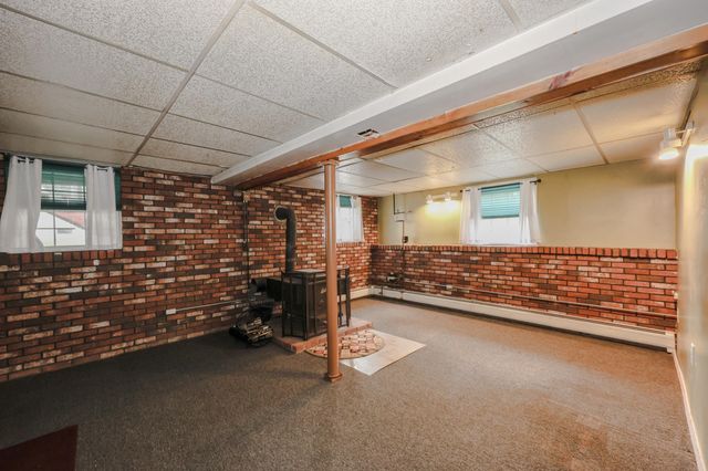 15 Raymond Drive, Merrimack, NH 03054
