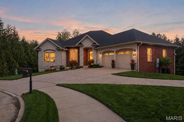 1204 Stablestone Lane, Columbia, MO 65201