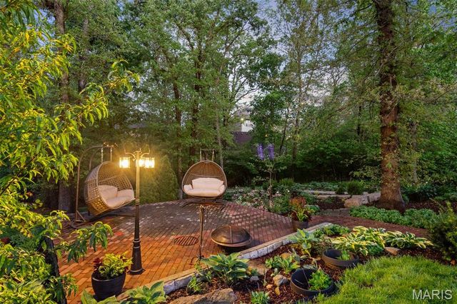 1204 Stablestone Lane, Columbia, MO 65201