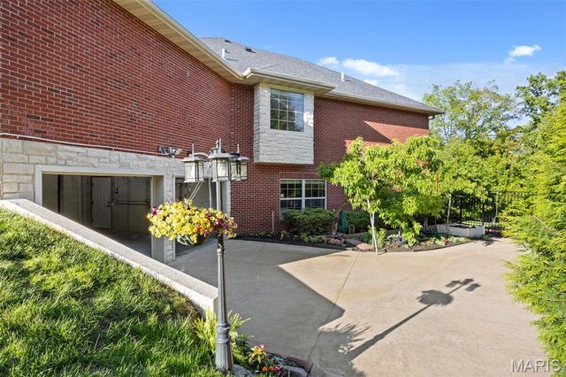 1204 Stablestone Lane, Columbia, MO 65201