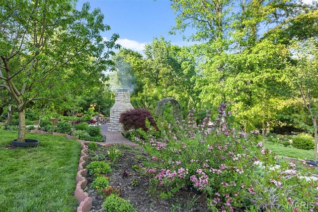 1204 Stablestone Lane, Columbia, MO 65201