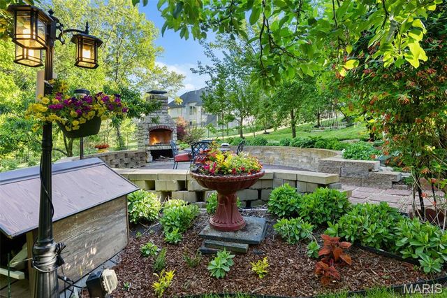 1204 Stablestone Lane, Columbia, MO 65201