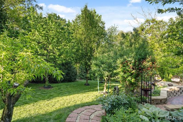 1204 Stablestone Lane, Columbia, MO 65201