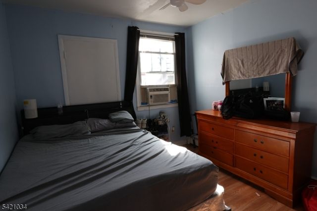 617 N 8Th St, Newark City, NJ 07107