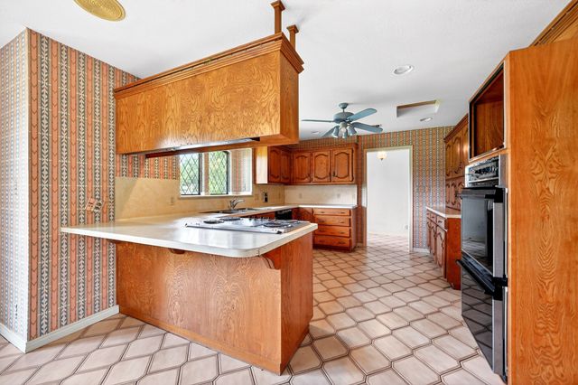 108 Heatherstone Circle, Kaufman, TX 75142
