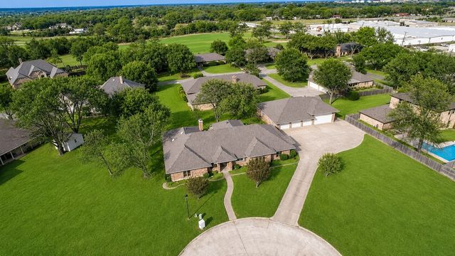 108 Heatherstone Circle, Kaufman, TX 75142