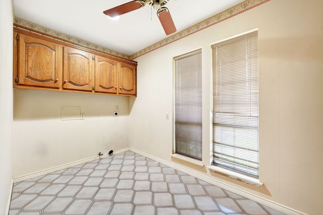 108 Heatherstone Circle, Kaufman, TX 75142