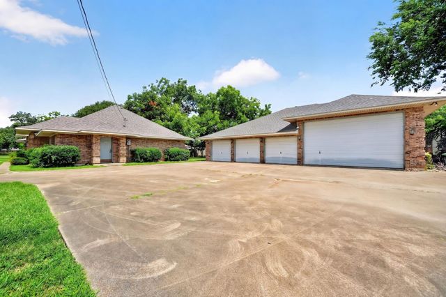 108 Heatherstone Circle, Kaufman, TX 75142