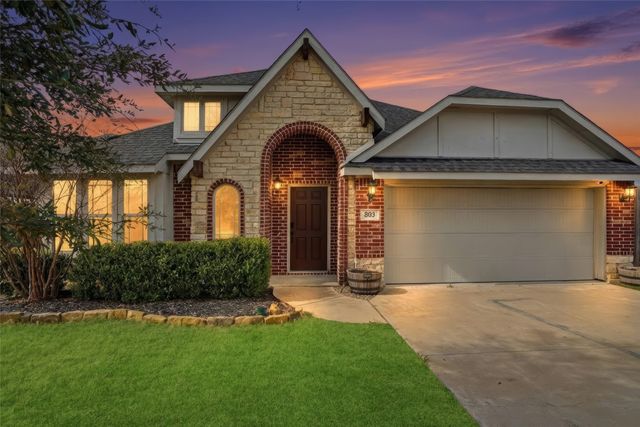803 Lakeview Drive, Alvarado, TX 76009