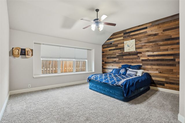 803 Lakeview Drive, Alvarado, TX 76009