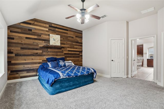 803 Lakeview Drive, Alvarado, TX 76009