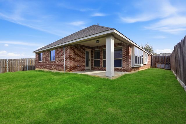 803 Lakeview Drive, Alvarado, TX 76009