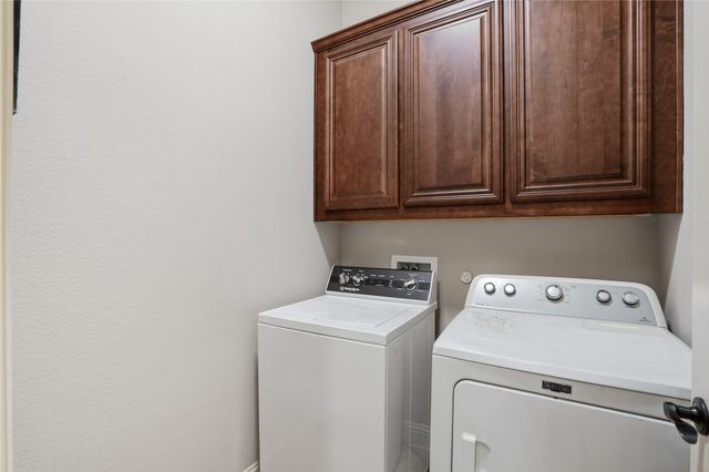 803 Lakeview Drive, Alvarado, TX 76009