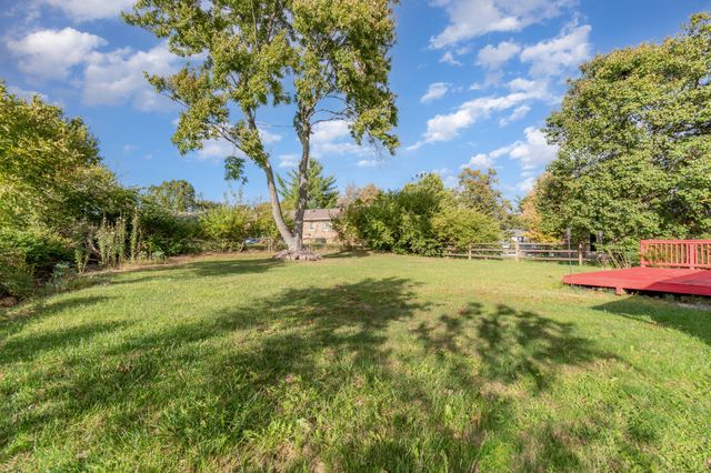 817 Wesley Drive, Villa Hills, KY 41017