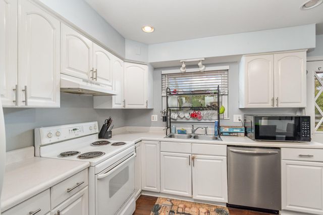 817 Wesley Drive, Villa Hills, KY 41017