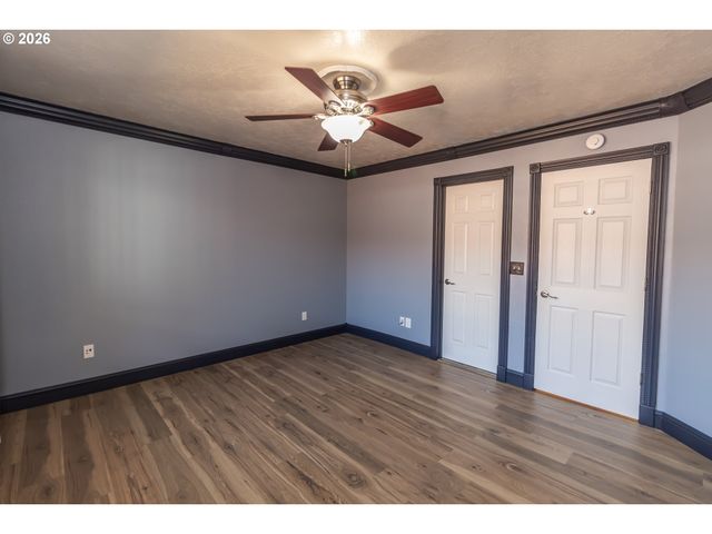 4659 Se RED CHERRY Ct, Salem, OR 97317