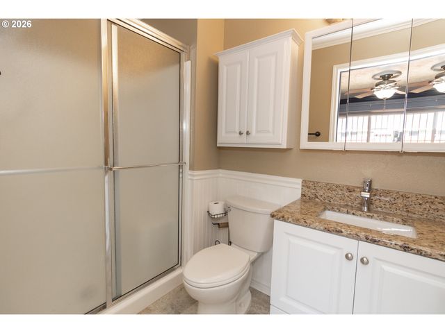 4659 Se RED CHERRY Ct, Salem, OR 97317